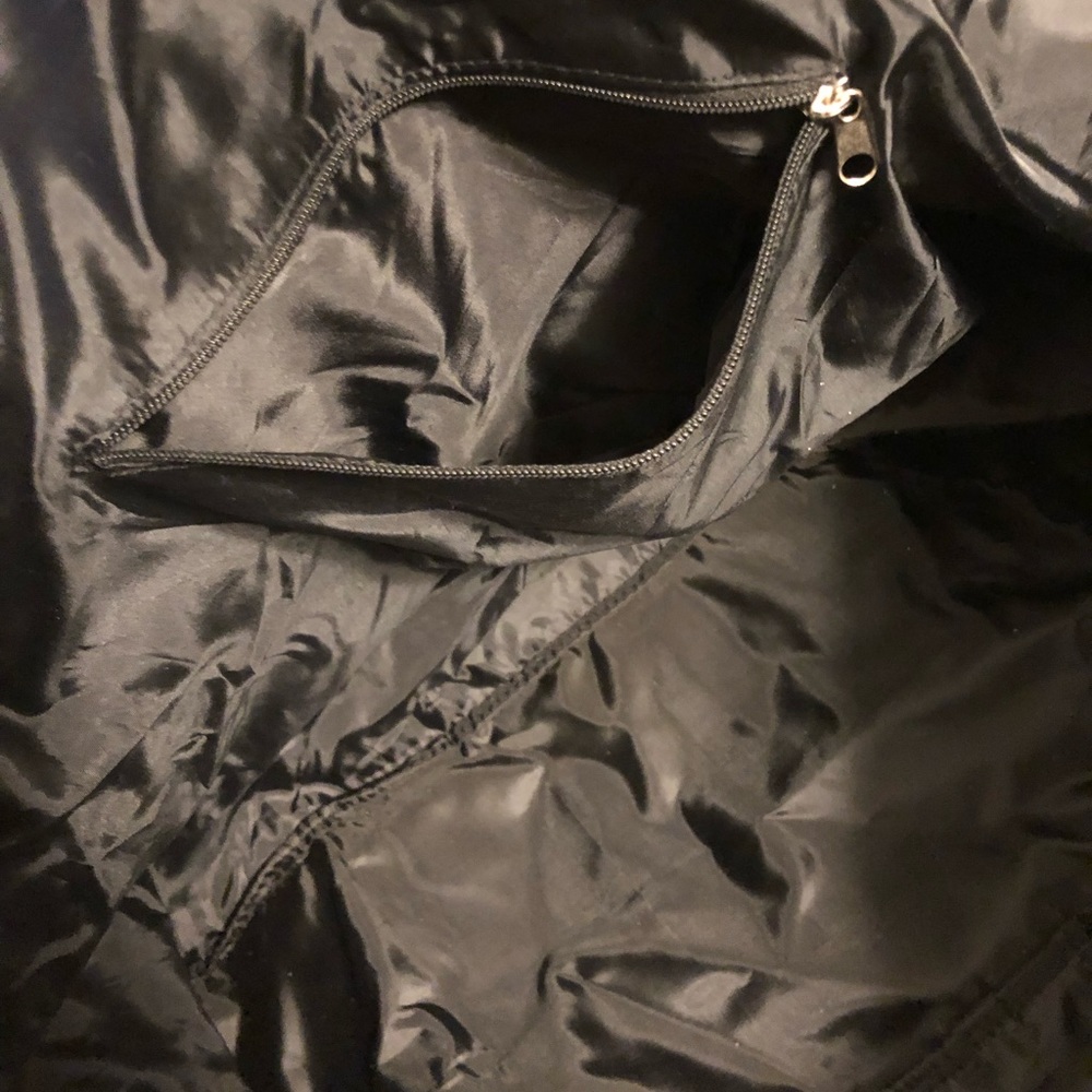 Victoria Secret Travel Bag - Picture 5 of 6